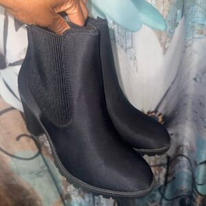 Simply Vera Vera Wang Black Heeled Boots